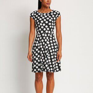 New York & Company Black & White Polka Dot Cap Sleeve Fit & Flare Small Dress